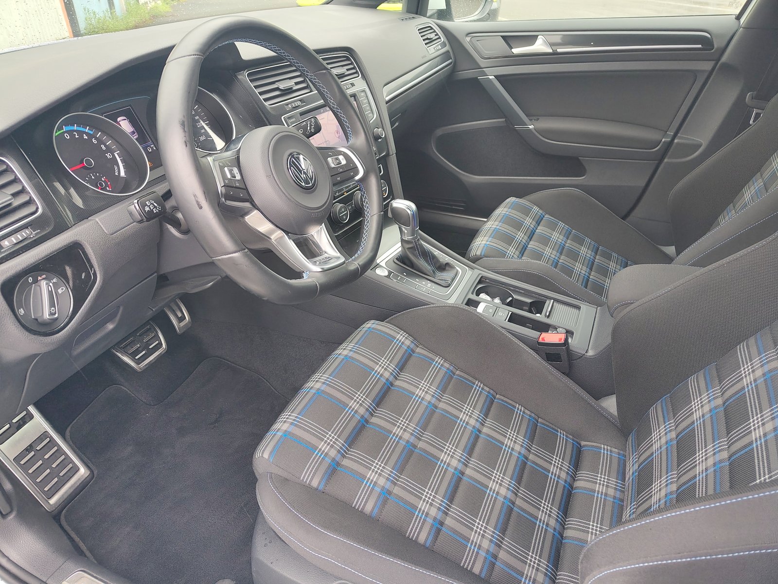 VW Golf 1.4 TSI GTE DSG, Hybride Rechargeable Essence/Électricité, Occasion / Utilisé, Automatique - 5