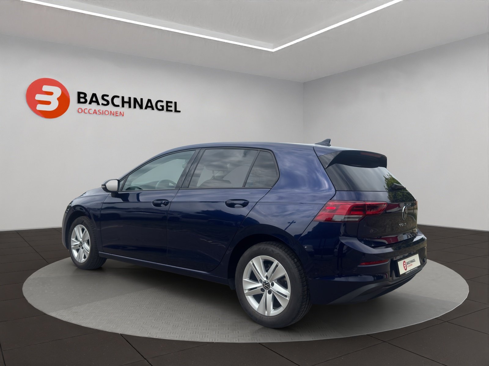 VW Golf 1.5 e TSI ACT Life DSG, Mild-Hybrid Petrol/Electric, Second hand / Used, Automatic - 3