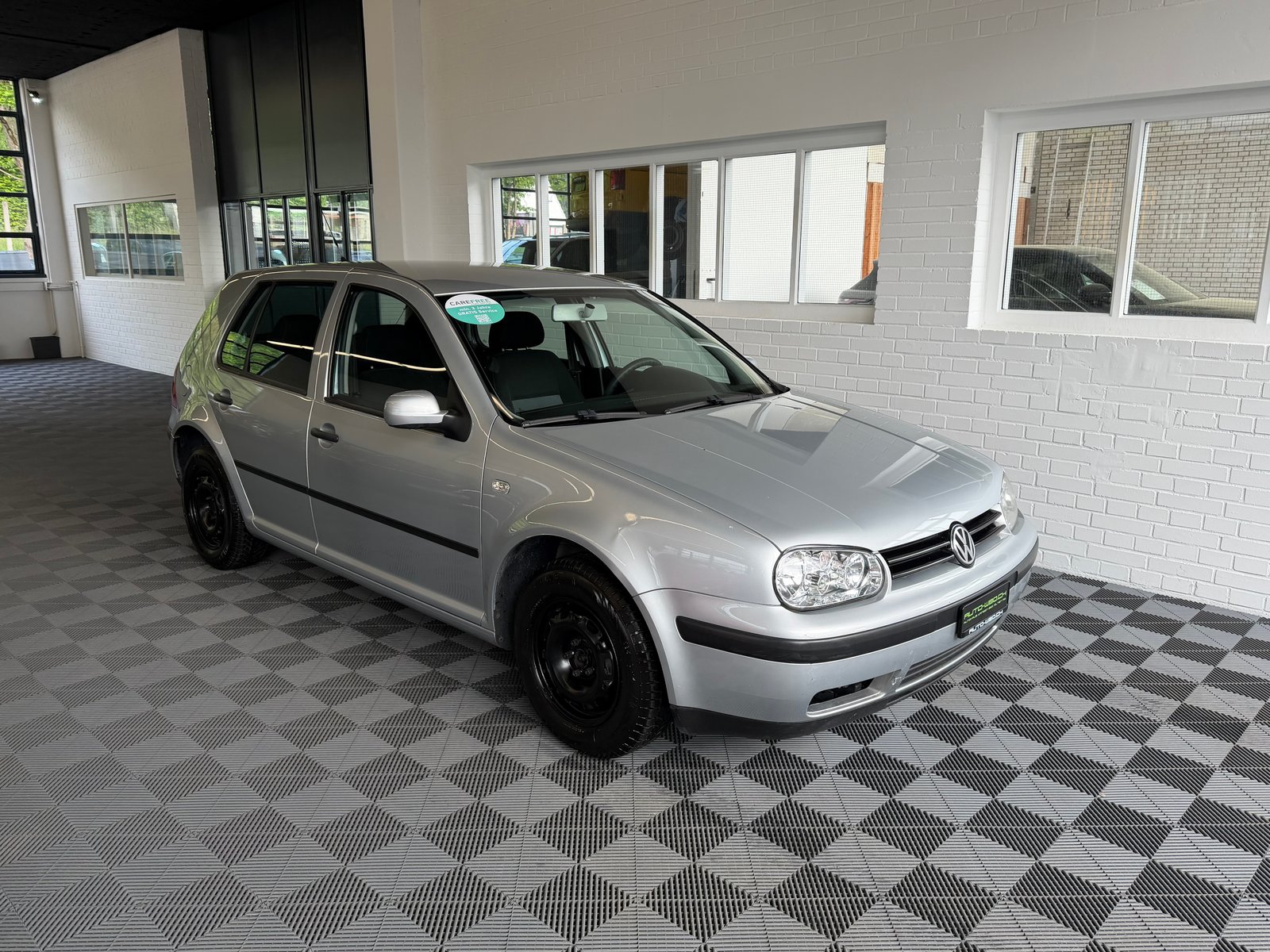 VW Golf 1.6 16V