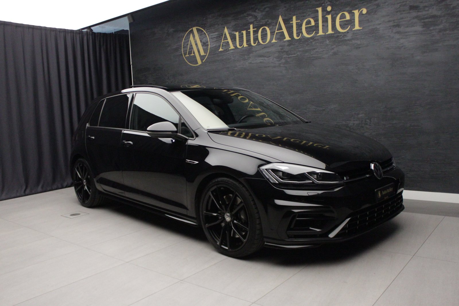 VW Golf 2.0 TSI R 4Motion DSG, Essence, Occasion / Utilisé, Automatique - 3