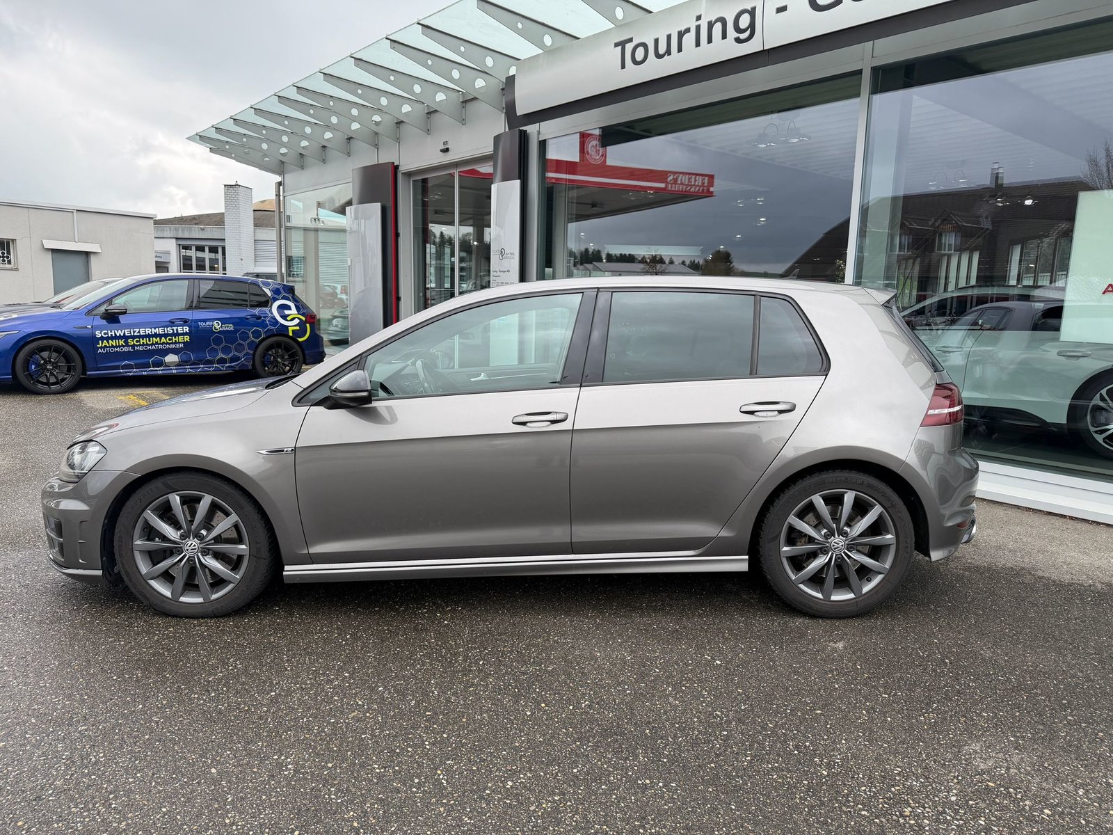 VW Golf 2.0 TSI R 4Motion DSG, Essence, Occasion / Utilisé, Automatique - 2