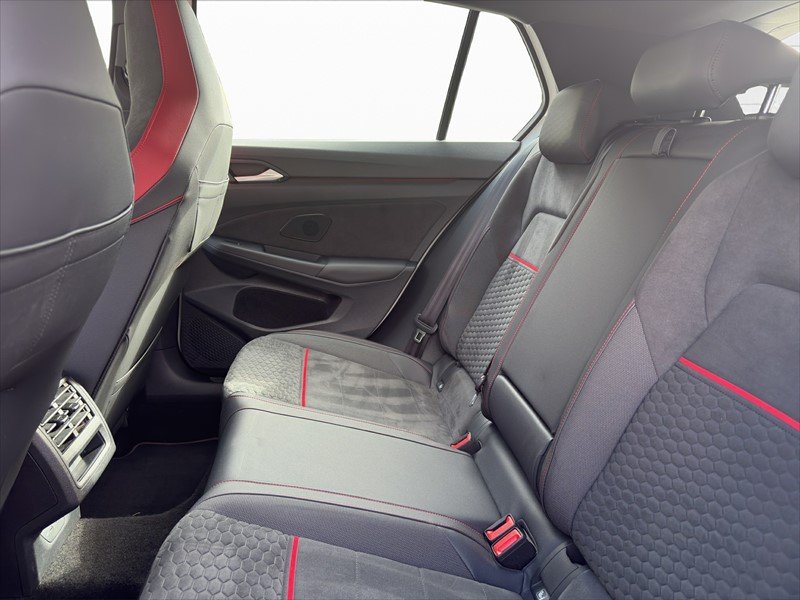 VW Golf VIII 2.0 TSI GTI Clubsport DSG, Petrol, Second hand / Used, Automatic - 7