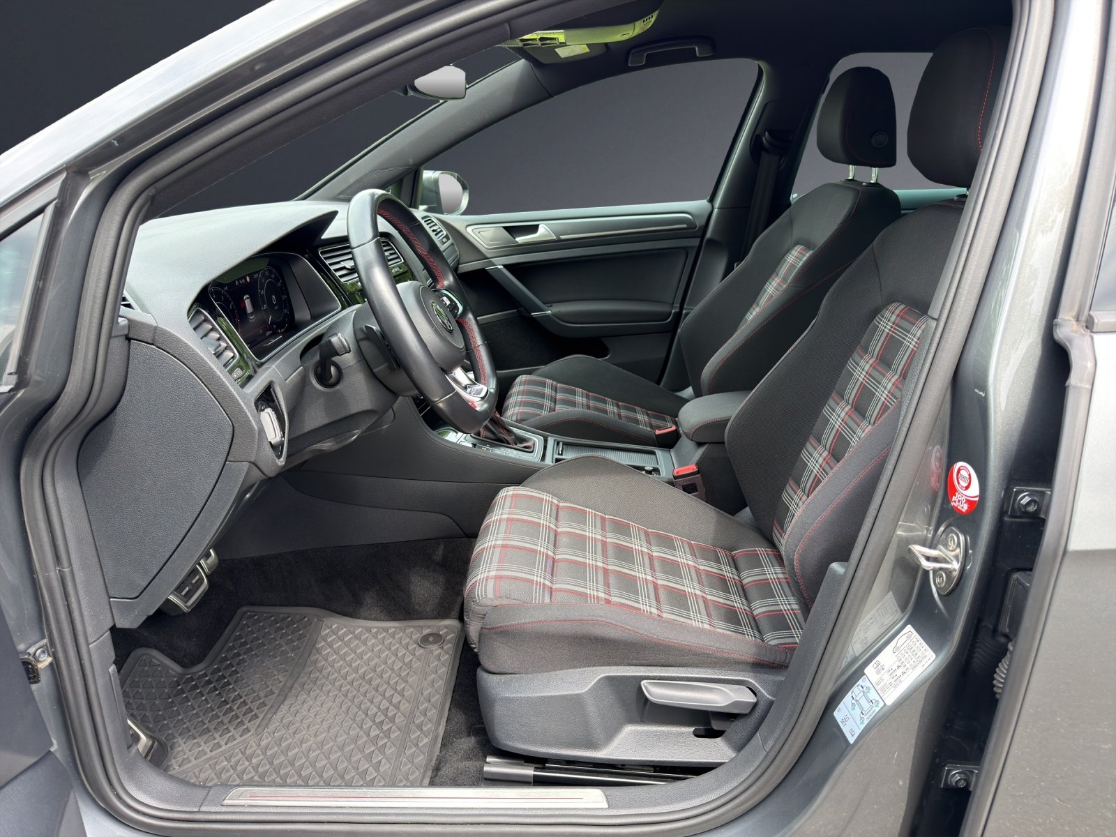 VW Golf 2.0 TSI GTI Performance DSG, Essence, Occasion / Utilisé, Automatique - 6