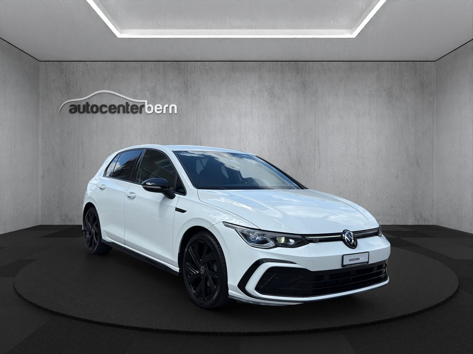 VW Golf 1.5 eTSI mHEV ACT R-Line DSG