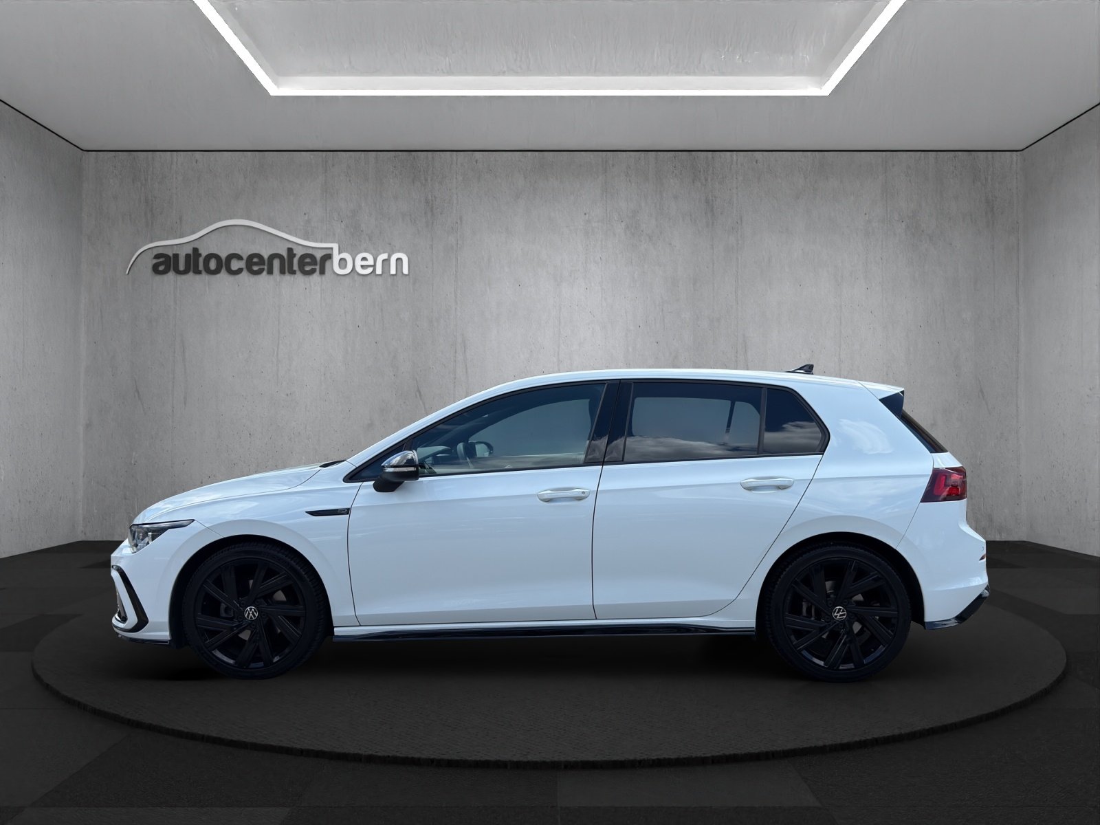 VW Golf 1.5 eTSI mHEV ACT R-Line DSG, Hybride Leggero Benzina/Elettrica, Occasioni / Usate, Automatico - 4