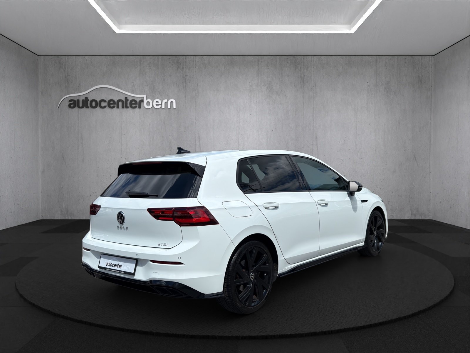 VW Golf 1.5 eTSI mHEV ACT R-Line DSG, Hybride Leggero Benzina/Elettrica, Occasioni / Usate, Automatico - 7