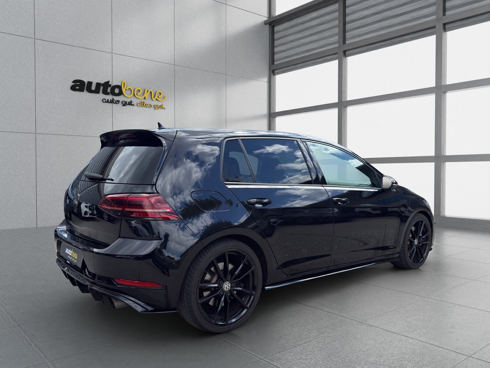 VW Golf 2.0 TSI R 4Motion DSG, Benzin, Occasion / Gebraucht, Automatik - 4