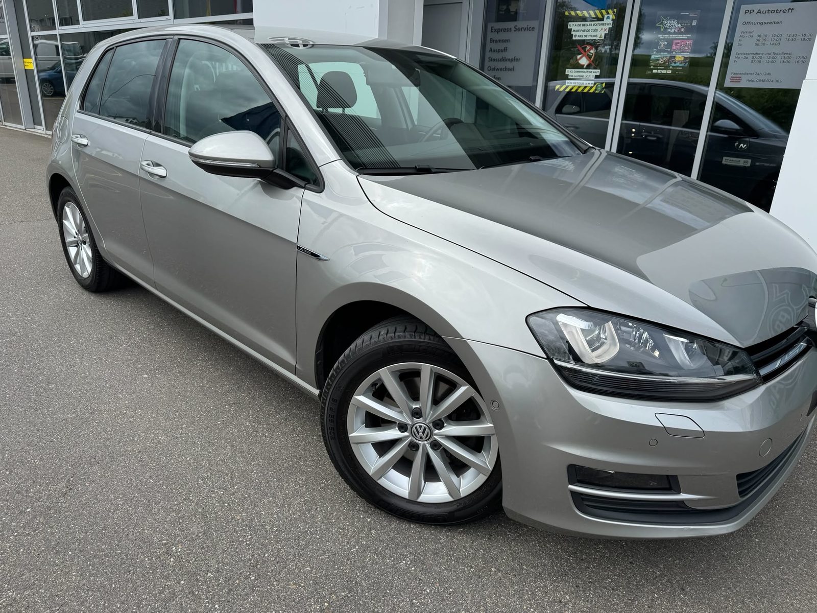 VW Golf Lounge, Benzin, Occasion / Gebraucht, Automatik - 2