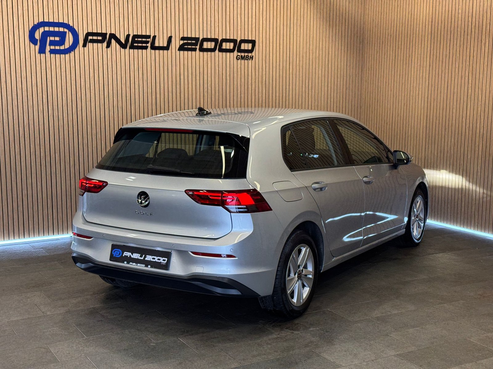 VW Golf 2.0 TDI Life, Diesel, Second hand / Used, Manual - 5