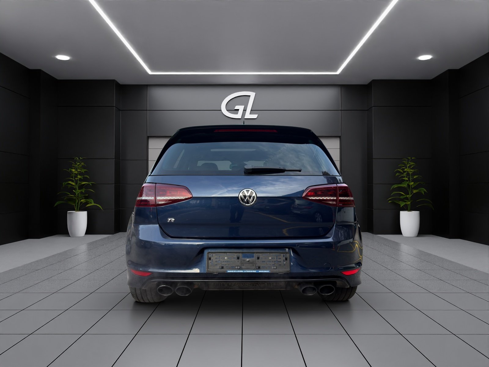 VW Golf 2.0 TSI R 4Motion DSG, Petrol, Second hand / Used, Automatic - 5
