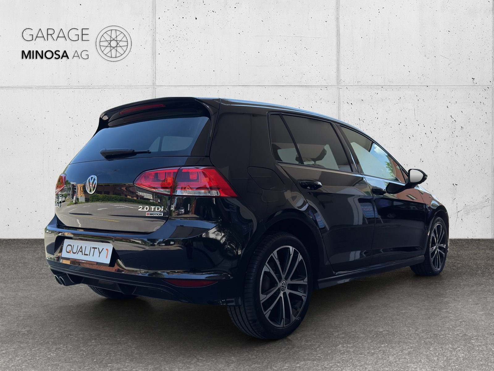 VW Golf 2.0 TDI Allstar R-Line 4Motion, Diesel, Second hand / Used, Manual - 5