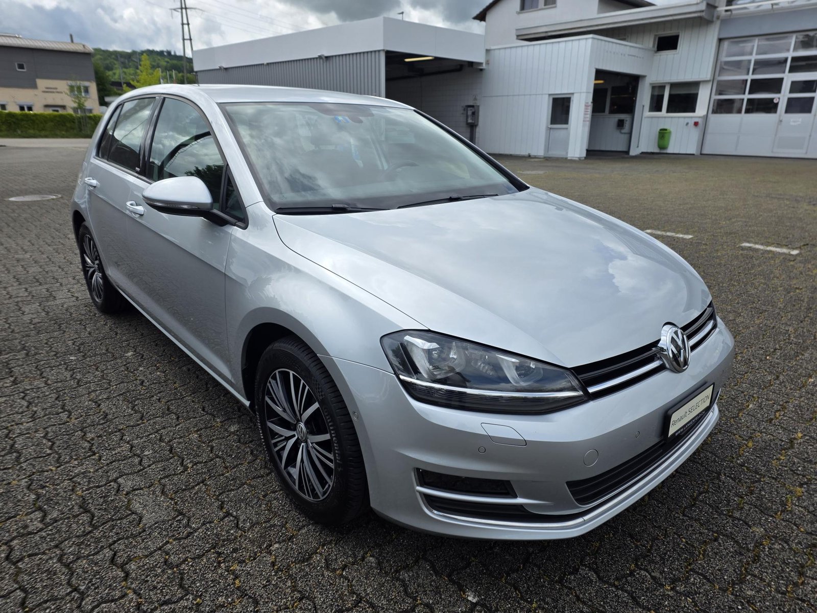 VW Golf VII 1.4 TSI 125 Allstar, Petrol, Second hand / Used, Manual - 5
