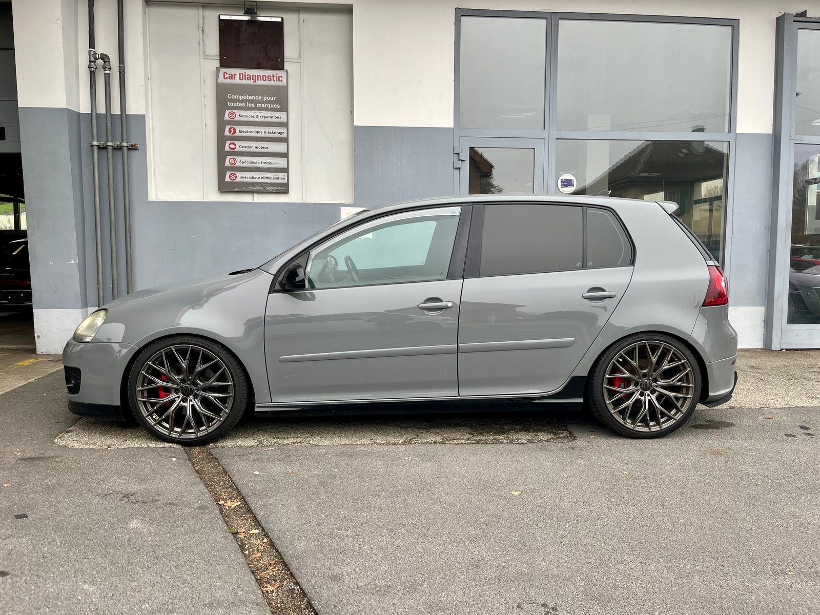 VW Golf 2.0 TFSI GTI Edition 30, Benzin, Occasion / Gebraucht, Handschaltung - 2