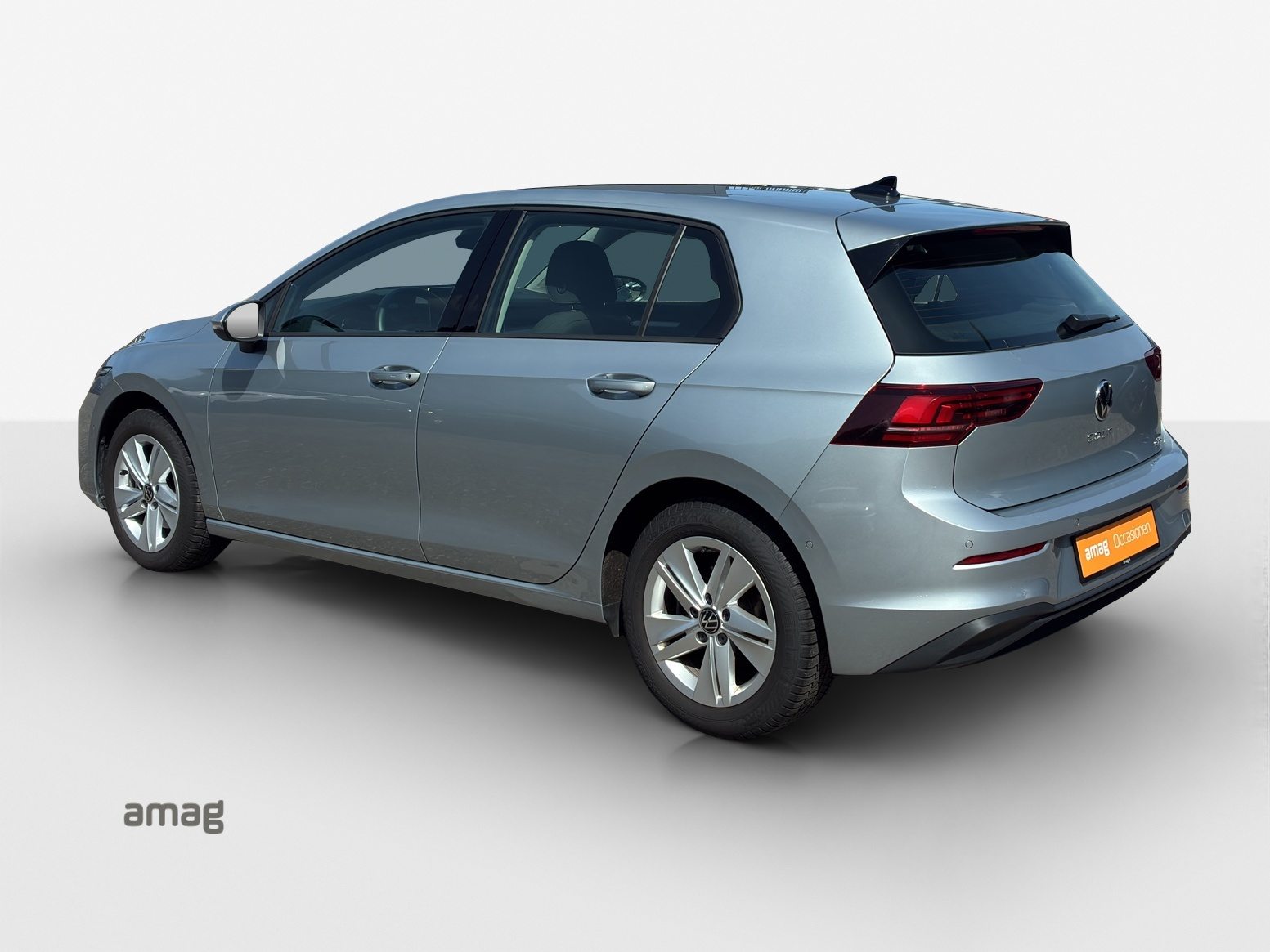 VW Golf PA Life, Petrol, Second hand / Used, Automatic - 3