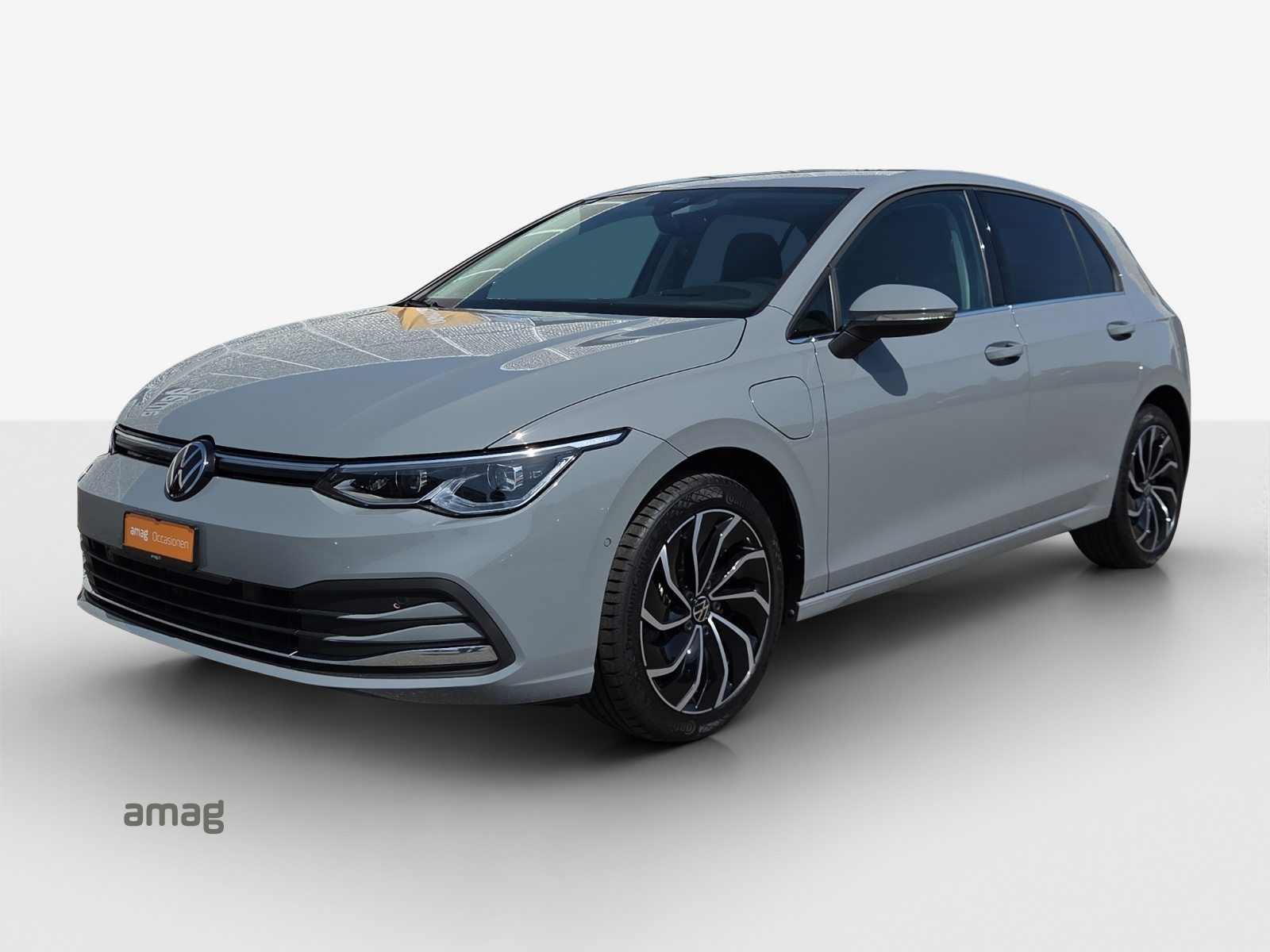 VW Golf Style PHEV SELECTION