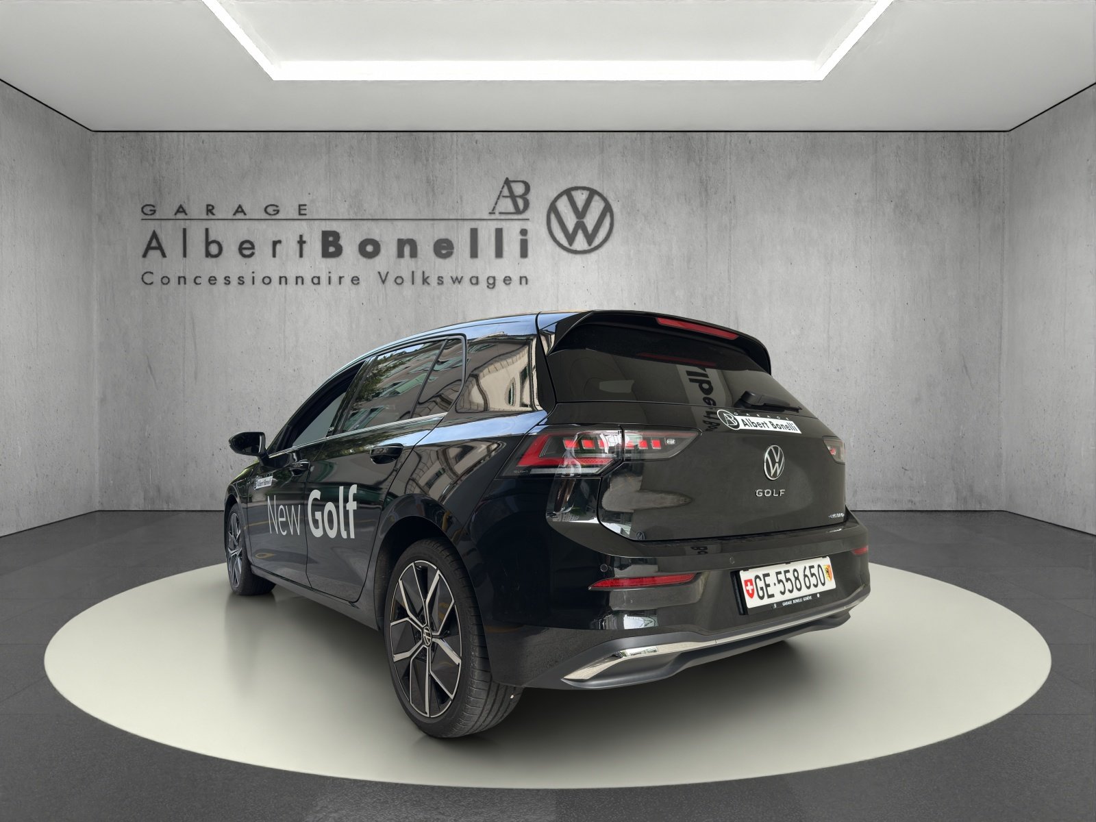 VW Golf 1.4 TSI PHEV Style, Plug-in-Hybrid Petrol/Electric, Second hand / Used, Automatic - 2