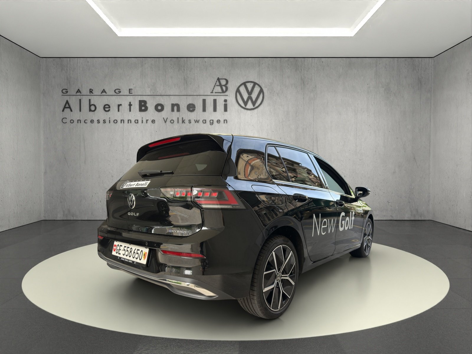 VW Golf 1.4 TSI PHEV Style, Plug-in-Hybrid Petrol/Electric, Second hand / Used, Automatic - 3