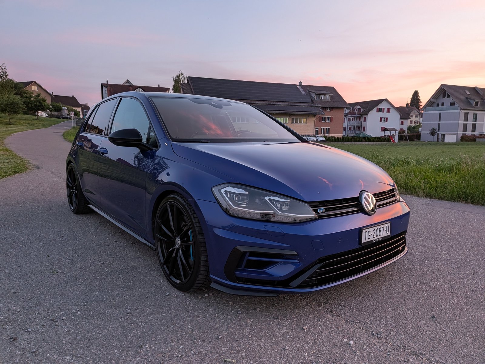 VW Golf 2.0 TSI R 4Motion DSG, Benzin, Occasion / Gebraucht, Automatik - 4