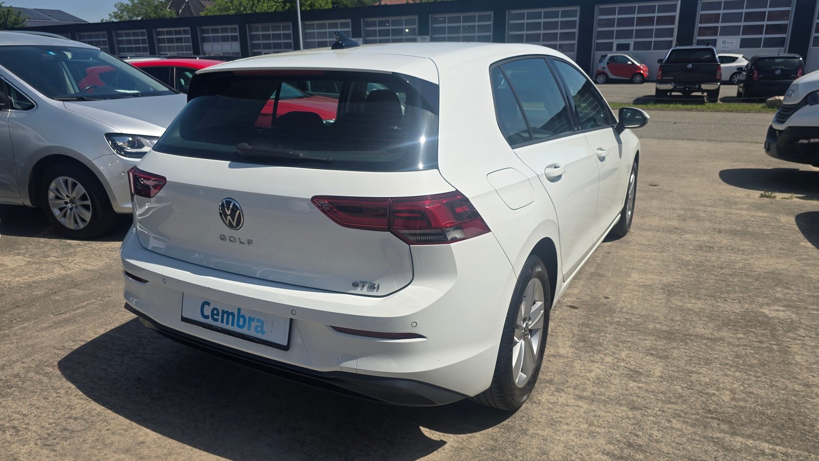 VW Golf 1.0 eTSI mHEV ACTLife DSG, Mild-Hybrid Petrol/Electric, Second hand / Used, Automatic - 5