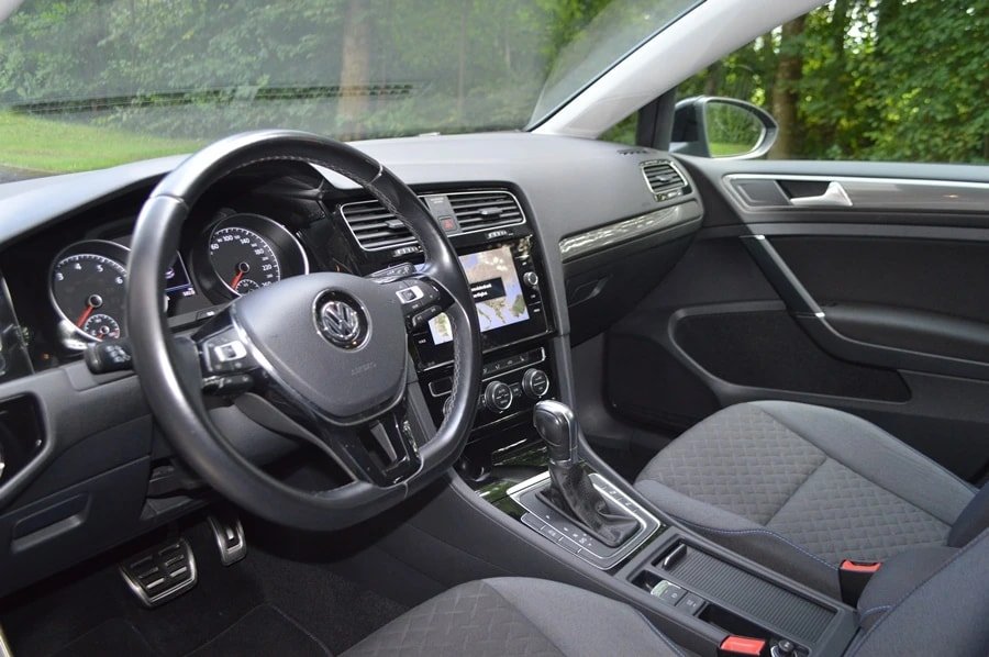 VW Golf 1.0 TSI Comfortline DSG I R-Line, Benzin, Occasion / Gebraucht, Automatik - 5