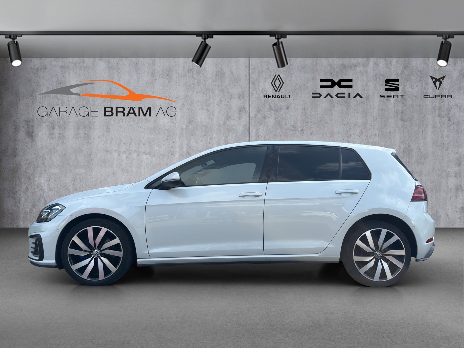 VW Golf 1.4 TSI GTE DSG, Plug-in-Hybrid Benzina/Elettrica, Occasioni / Usate, Automatico - 3