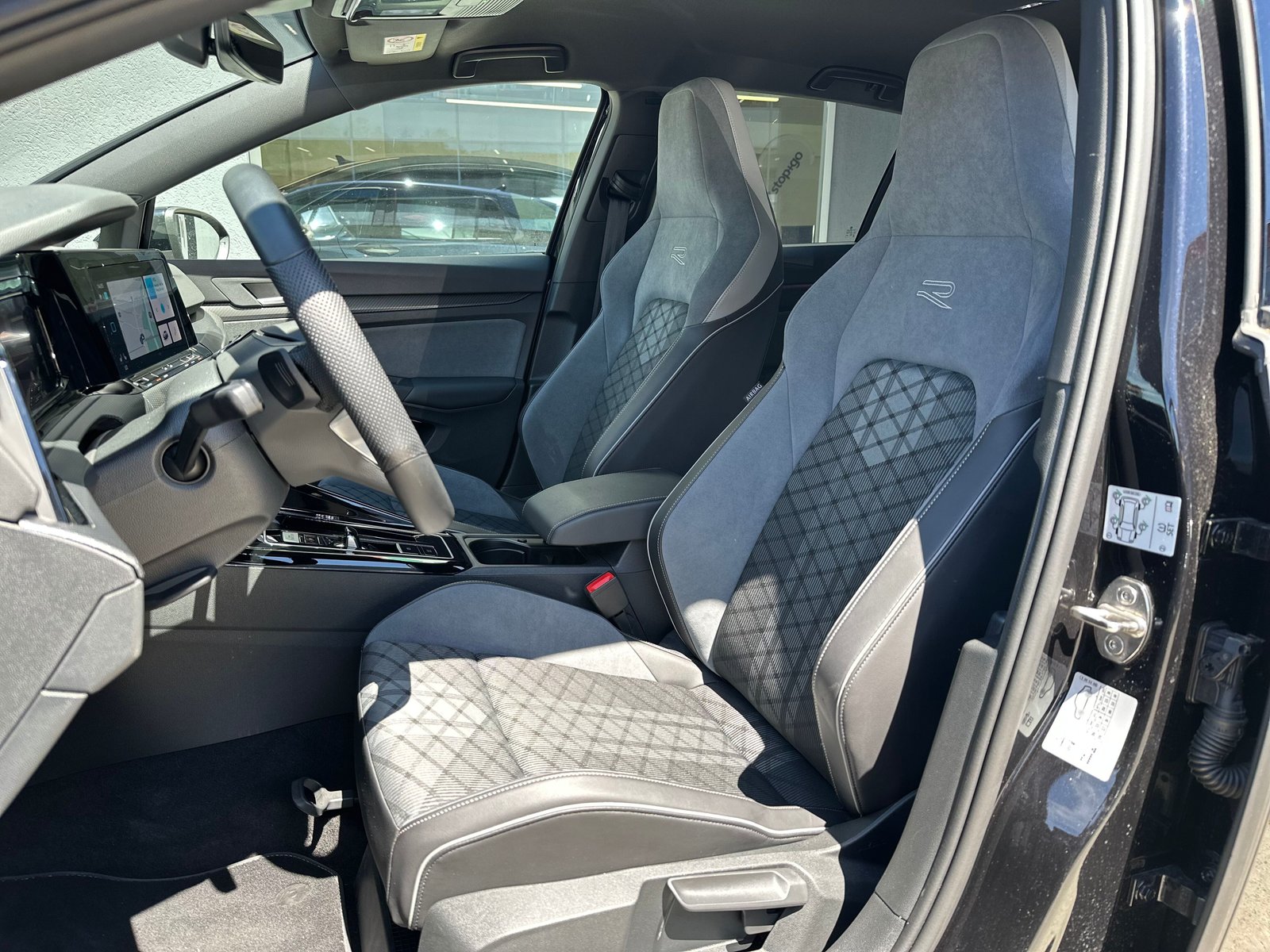 VW Golf 1.5 eTSI mHEV ACT R-Line DSG, Hybride Léger Essence/Électricité, Occasion / Utilisé, Automatique - 5