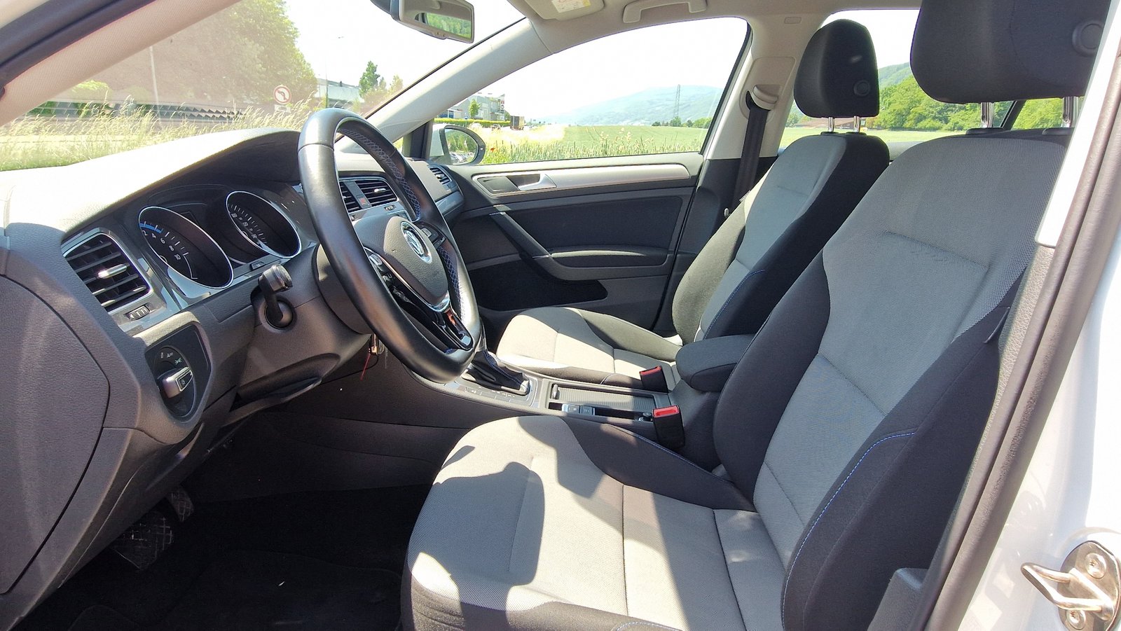 VW e-Golf, Elektro, Occasion / Gebraucht, Automatik - 6