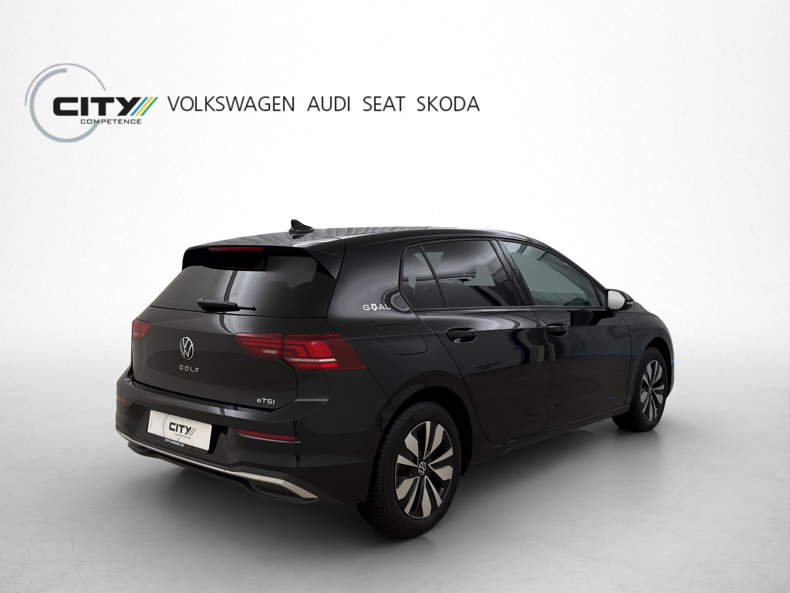 VW Golf 8 1.5 eTSI Goal DSG, Mild-Hybrid Petrol/Electric, Second hand / Used, Automatic - 3