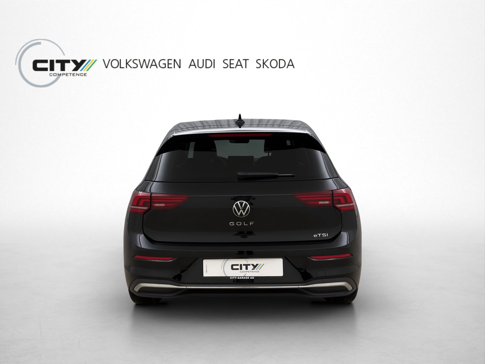 VW Golf 8 1.5 eTSI Goal DSG, Mild-Hybrid Petrol/Electric, Second hand / Used, Automatic - 5