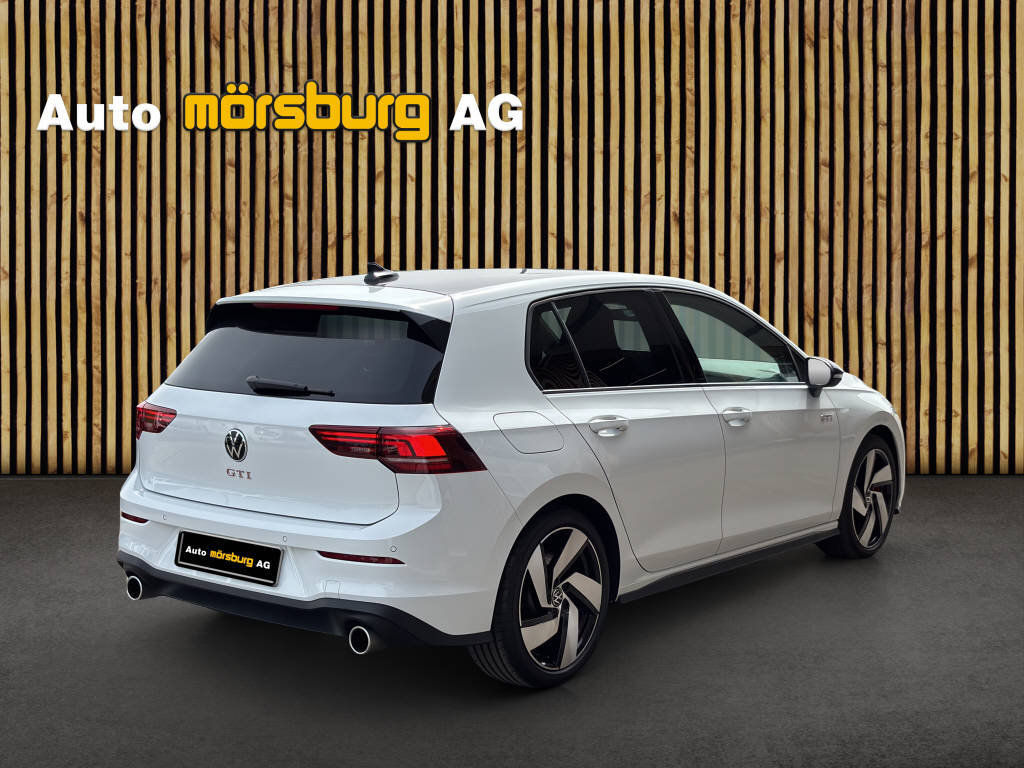 VW Golf VIII 2.0 TSI GTI DSG, Benzin, Occasion / Gebraucht, Automatik - 3