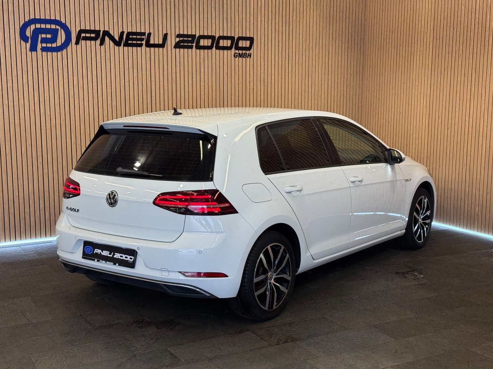 VW e-Golf, Elektro, Occasion / Gebraucht, Automatik - 4