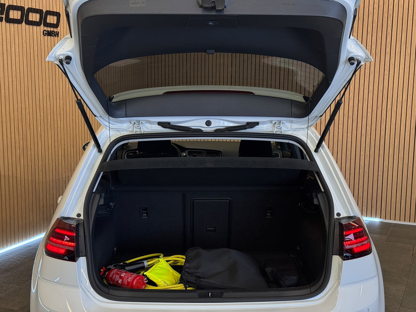 VW e-Golf, Elektro, Occasion / Gebraucht, Automatik - 7