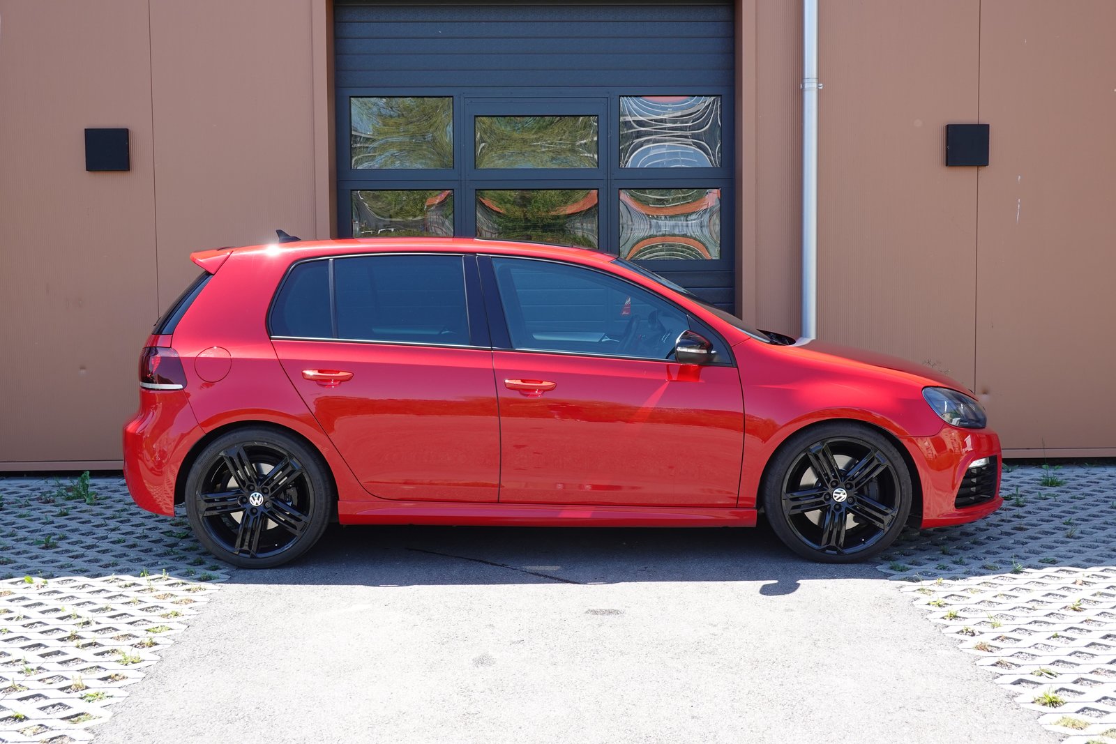 VW Golf 2.0 TSI R 4Motion DSG - CH Auto * Capteur de recul, Benzin, Occasion / Gebraucht, Automatik - 4