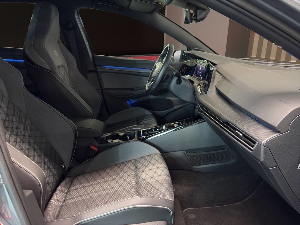 VW Golf 1.5 eTSI mHEV ACT R-Line DSG, Essence, Occasion / Utilisé, Automatique - 7