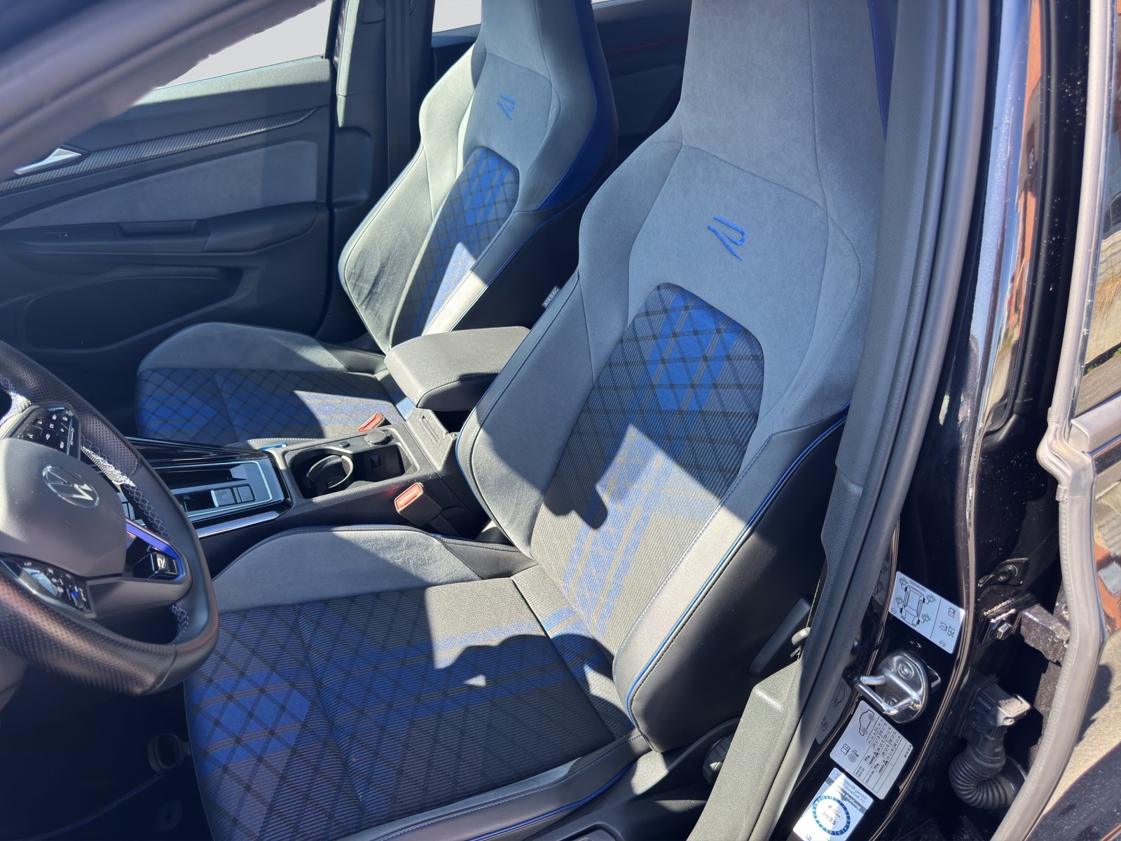 VW Golf 2.0 TSI R DSG 4Motion, Benzin, Occasion / Gebraucht, Automatik - 6