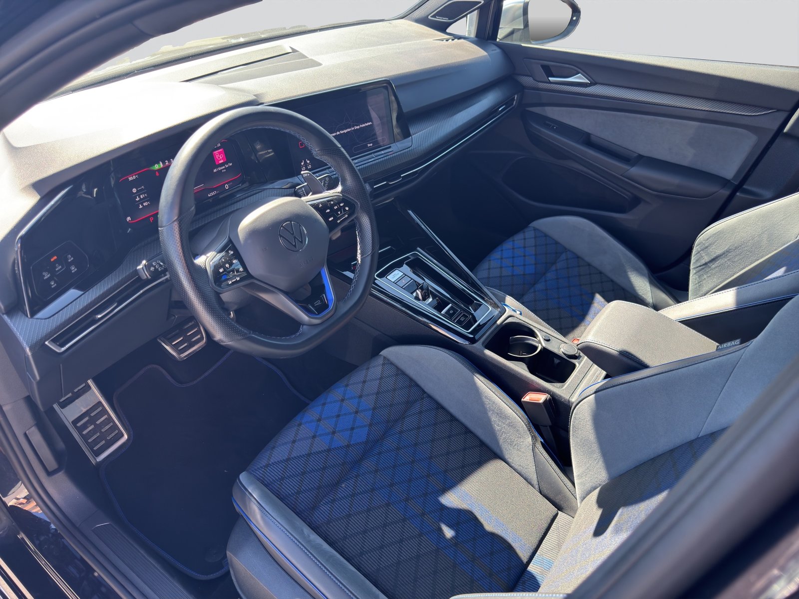 VW Golf 2.0 TSI R DSG 4Motion, Benzin, Occasion / Gebraucht, Automatik - 7