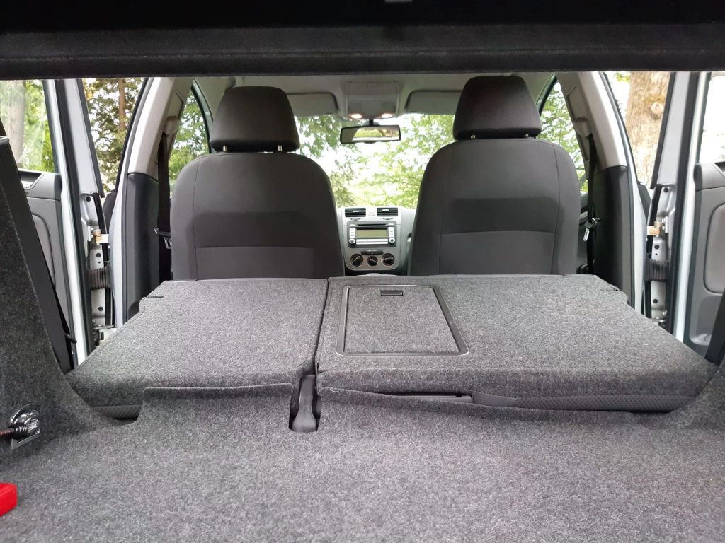 VW GOLF 2.0 FSI Comfortline, Essence, Occasion / Utilisé, Automatique - 6