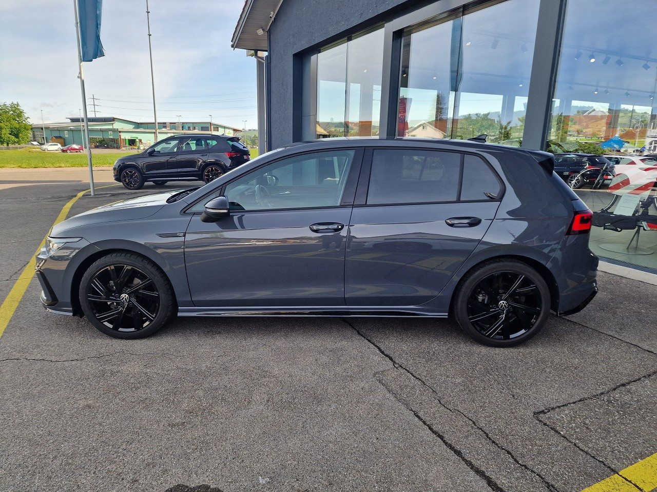 VW Golf R-Line, Benzin, Occasion / Gebraucht, Automatik - 3