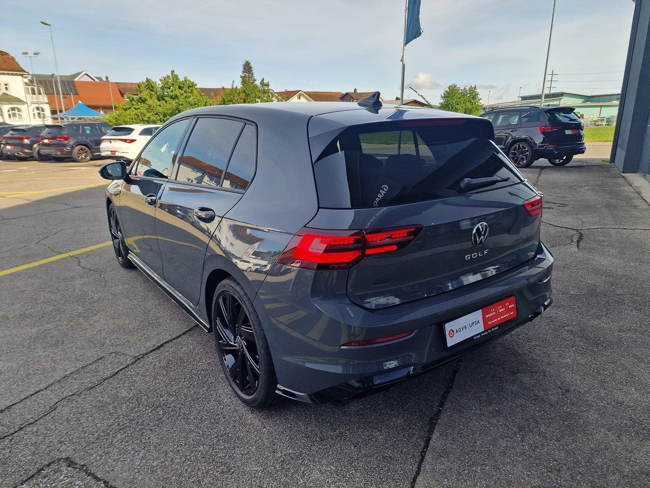 VW Golf R-Line, Benzin, Occasion / Gebraucht, Automatik - 4