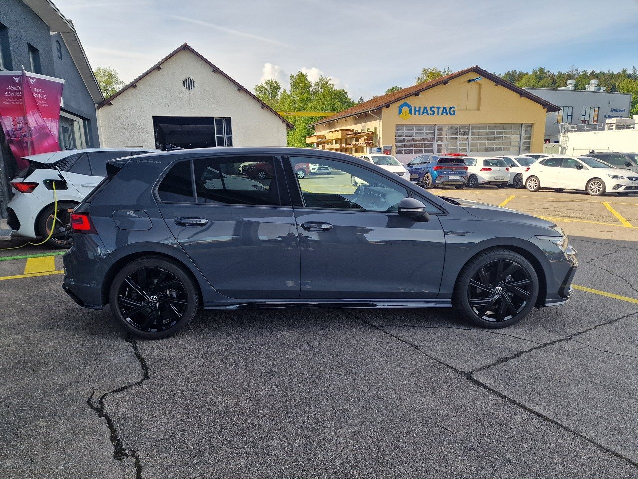 VW Golf R-Line, Benzin, Occasion / Gebraucht, Automatik - 7
