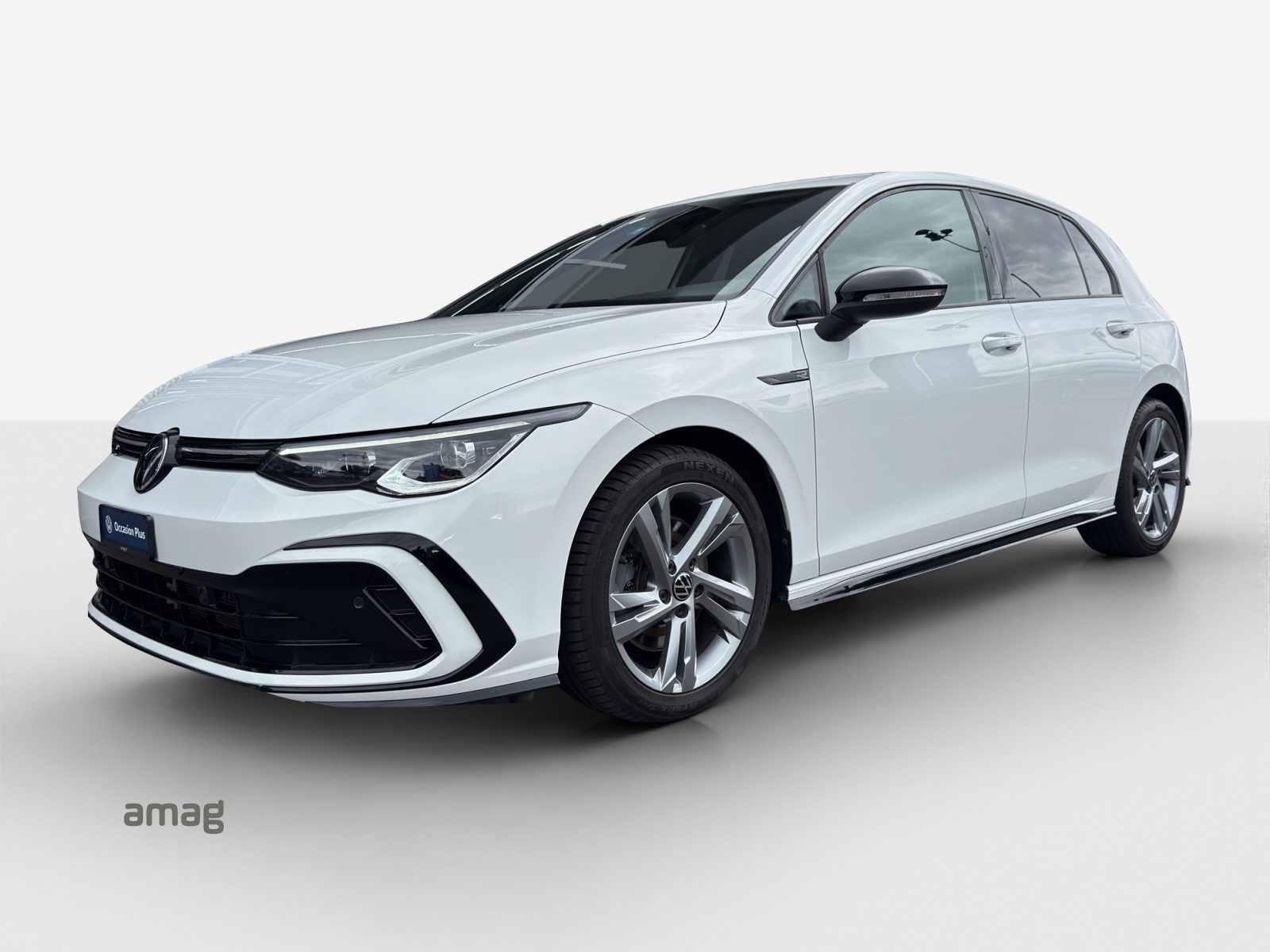 VW Golf R-Line