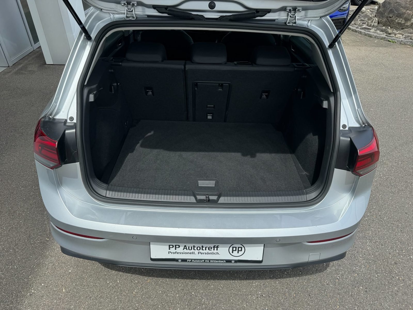 VW Golf Life, Benzin, Occasion / Gebraucht, Automatik - 5