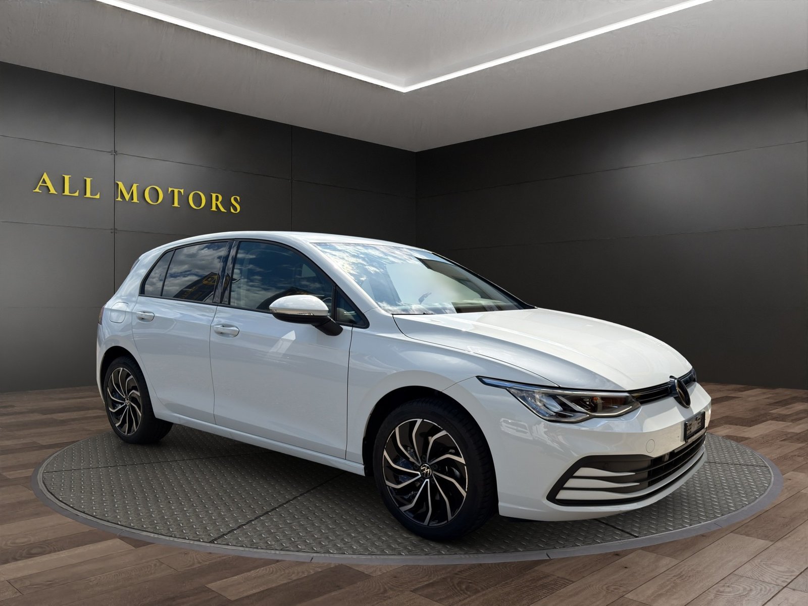 VW Golf 1.5 e TSI ACT Life DSG, Mild-Hybrid Benzin/Elektro, Occasion / Gebraucht, Automatik - 3