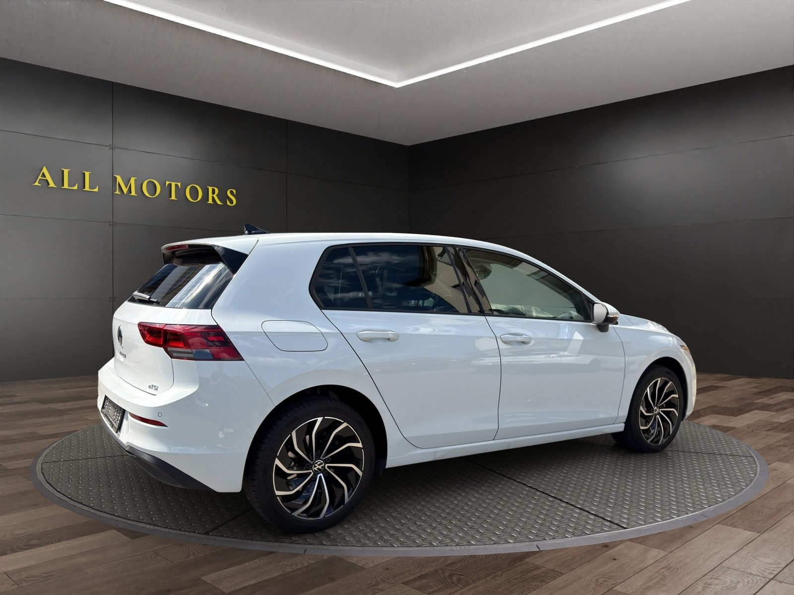 VW Golf 1.5 e TSI ACT Life DSG, Mild-Hybrid Benzin/Elektro, Occasion / Gebraucht, Automatik - 7
