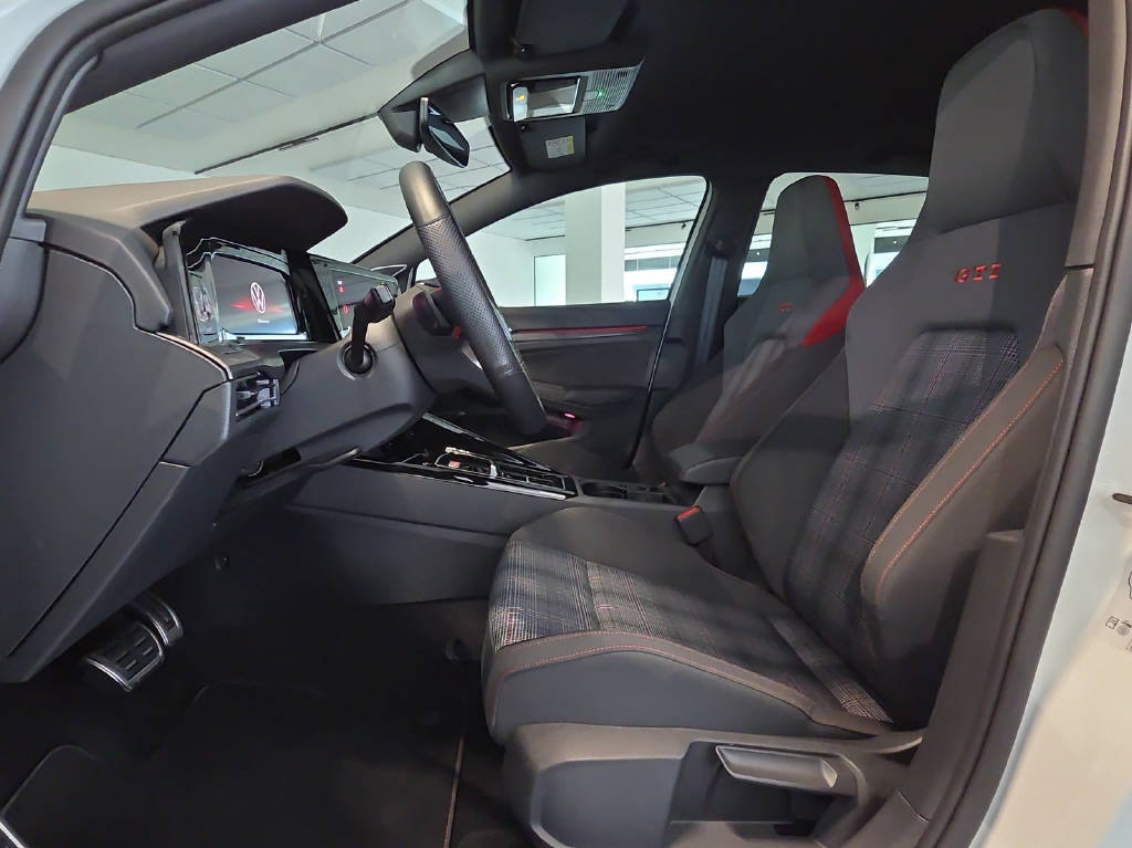 VW Golf VIII 2.0 TSI GTI DSG, Benzina, Occasioni / Usate, Automatico - 7