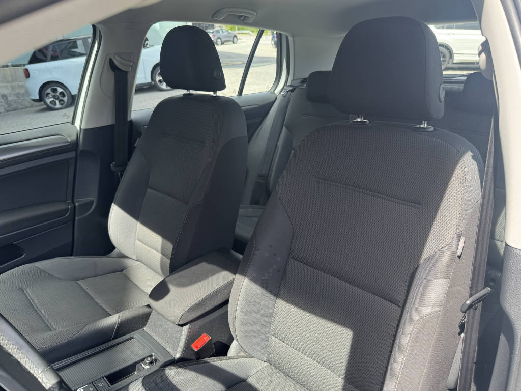 VW Golf VII 1.5 TSI BlueM Comfortline DSG, Benzin, Occasion / Gebraucht, Automatik - 7