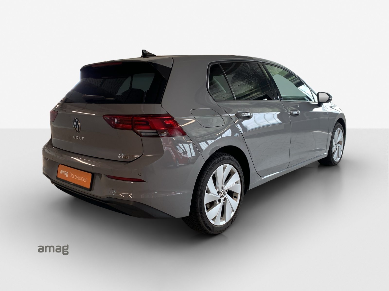 VW Golf Life, Benzin, Occasion / Gebraucht, Automatik - 5