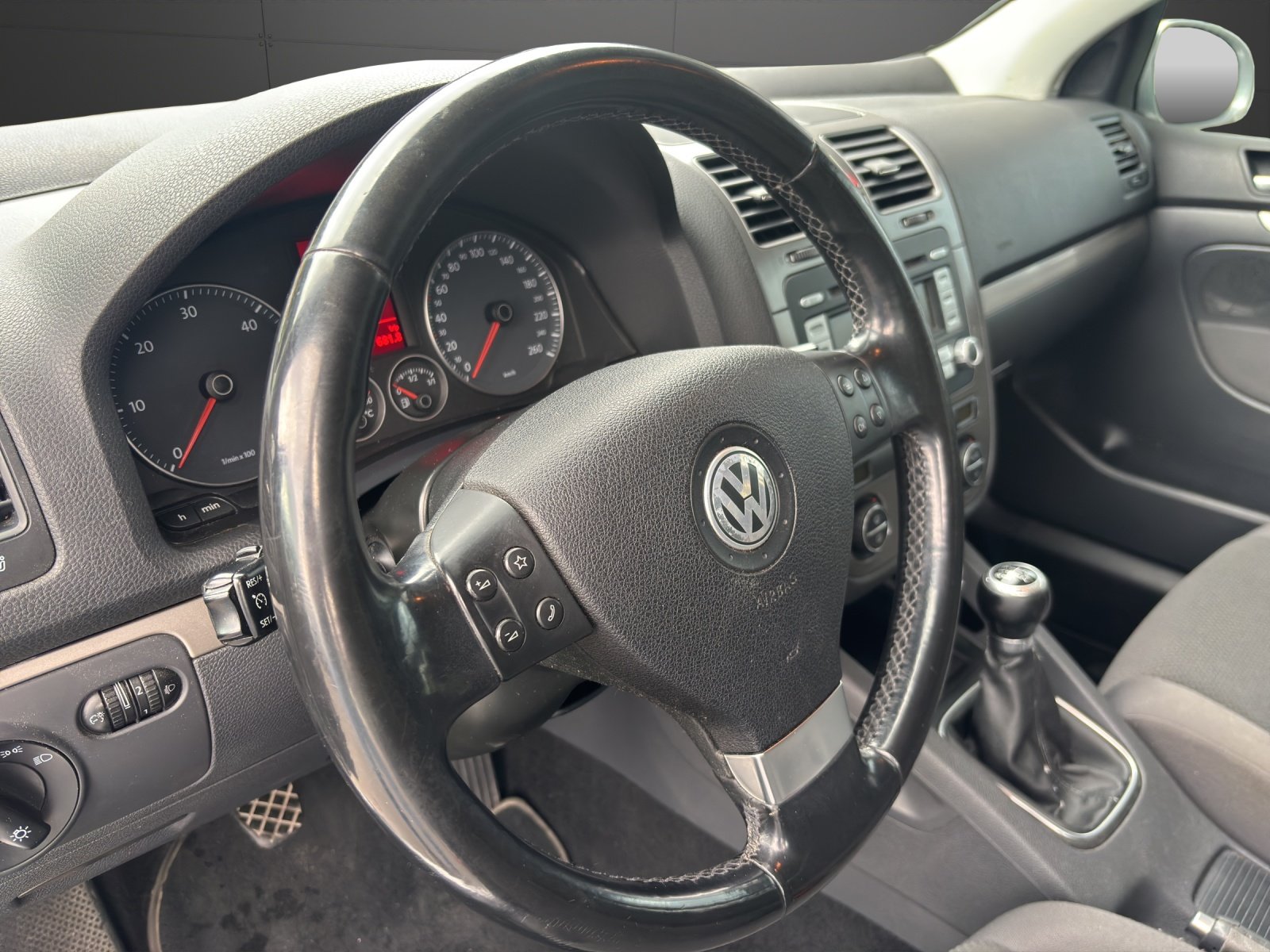 VW Golf 1.9 TDI Trendline 4Motion, Diesel, Second hand / Used, Manual - 4