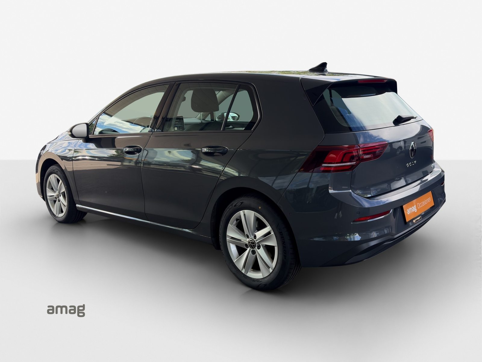 VW Golf PA Life, Petrol, Second hand / Used, Automatic - 3