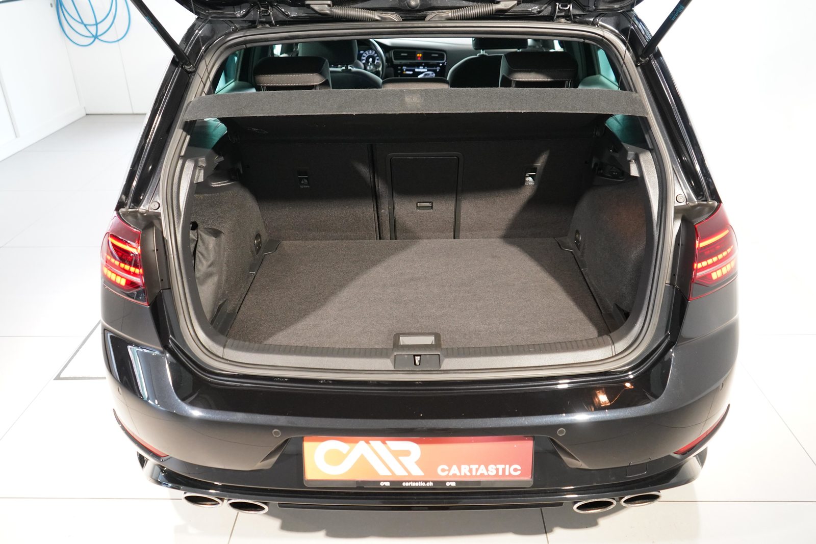 VW Golf VII 2.0 TSI R 310 DSG 4motion, Benzin, Occasion / Gebraucht, Automatik - 5